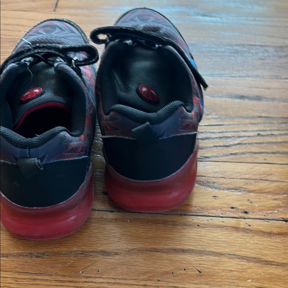 Spiderman Kids Shoes - Black and Red - Picture 2 of 6